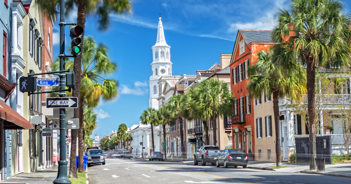 Exploring Charleston: From Historic Landmarks to Cool Comforts
